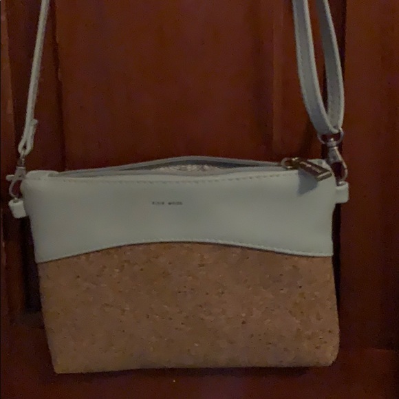 Brand new purse - Picture 1 of 3